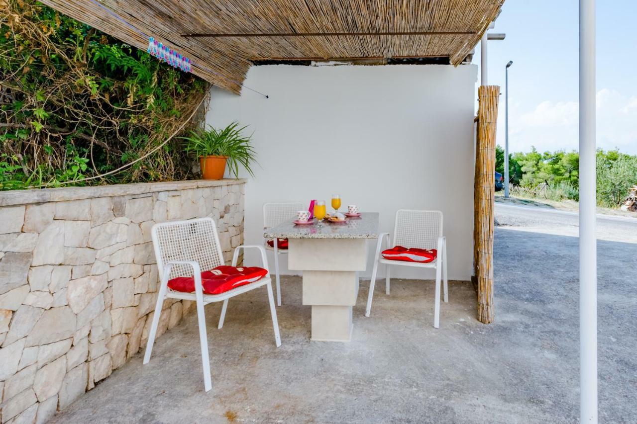 Studio Vijad Sutivan Exterior photo